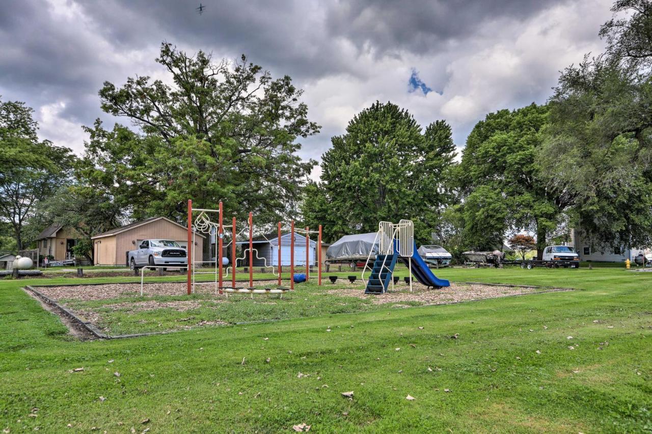 Lake Erie Waterfront Home With Sunroom And Yard! Dış mekan fotoğraf